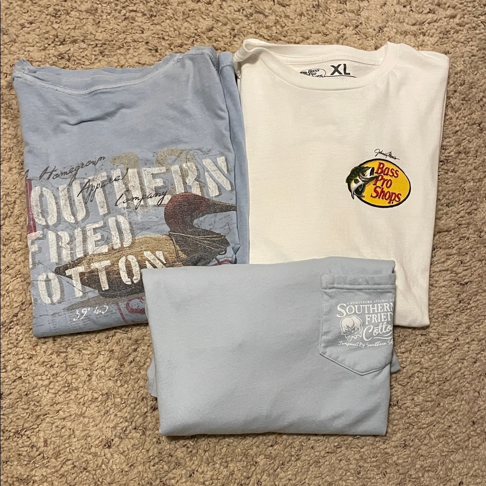 Bass Pro Shops White Logo T‑Shirt with Light Blue & Multicolor Graphic Tees (3)